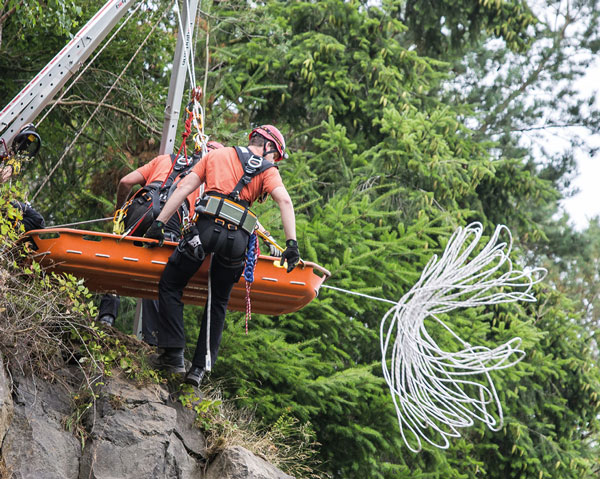 Rescue3team-Bergetechnik-Schleifkorbtrage